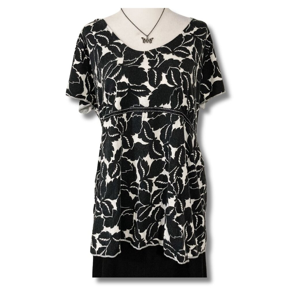 OLD NAVY Black white leaf print short sleeve maternity top XL plus size t-shirt